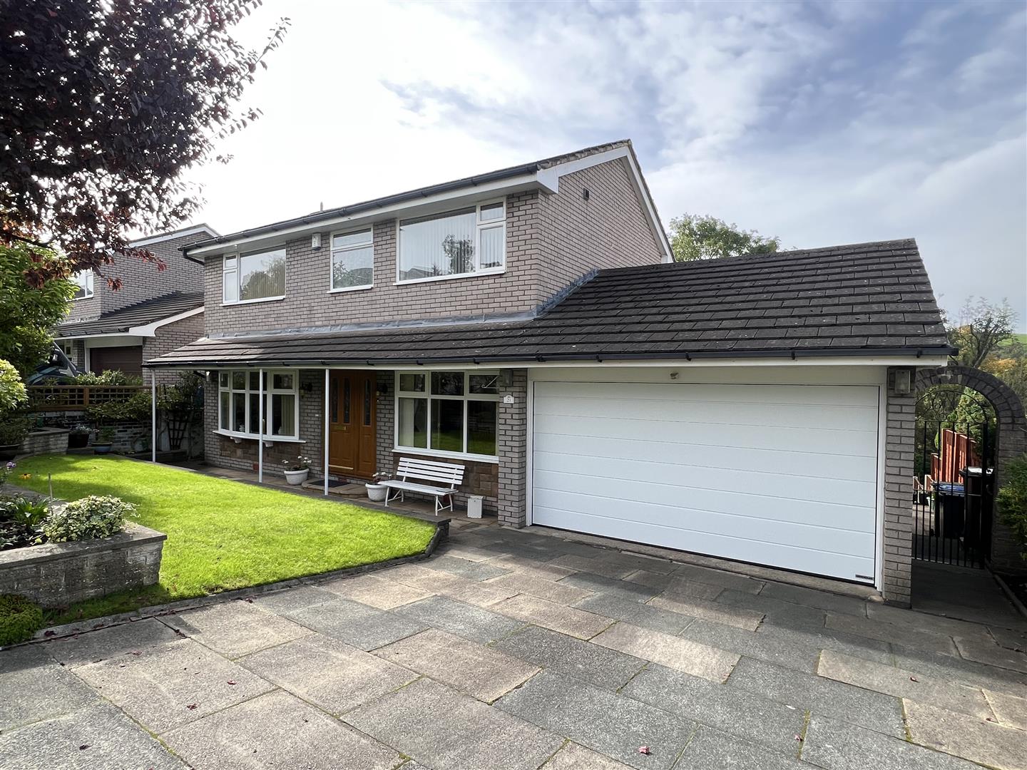 Fox Hill Drive, Stalybridge Home Estate Agents